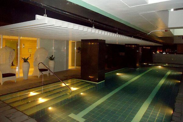 667298_14071116280020240290