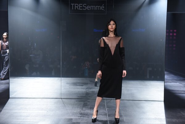 Ivarluski Aseron brings his City Sleek vision to life with striking black pieces.