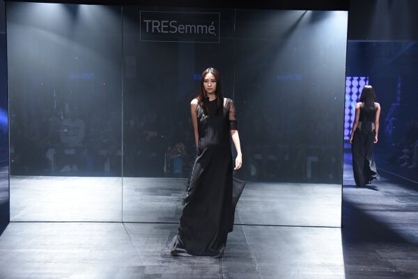 Ivarluski Aseron brings his City Sleek vision to life with striking black pieces.