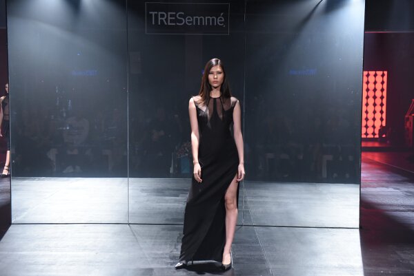 Ivarluski Aseron brings his City Sleek vision to life with striking black pieces.